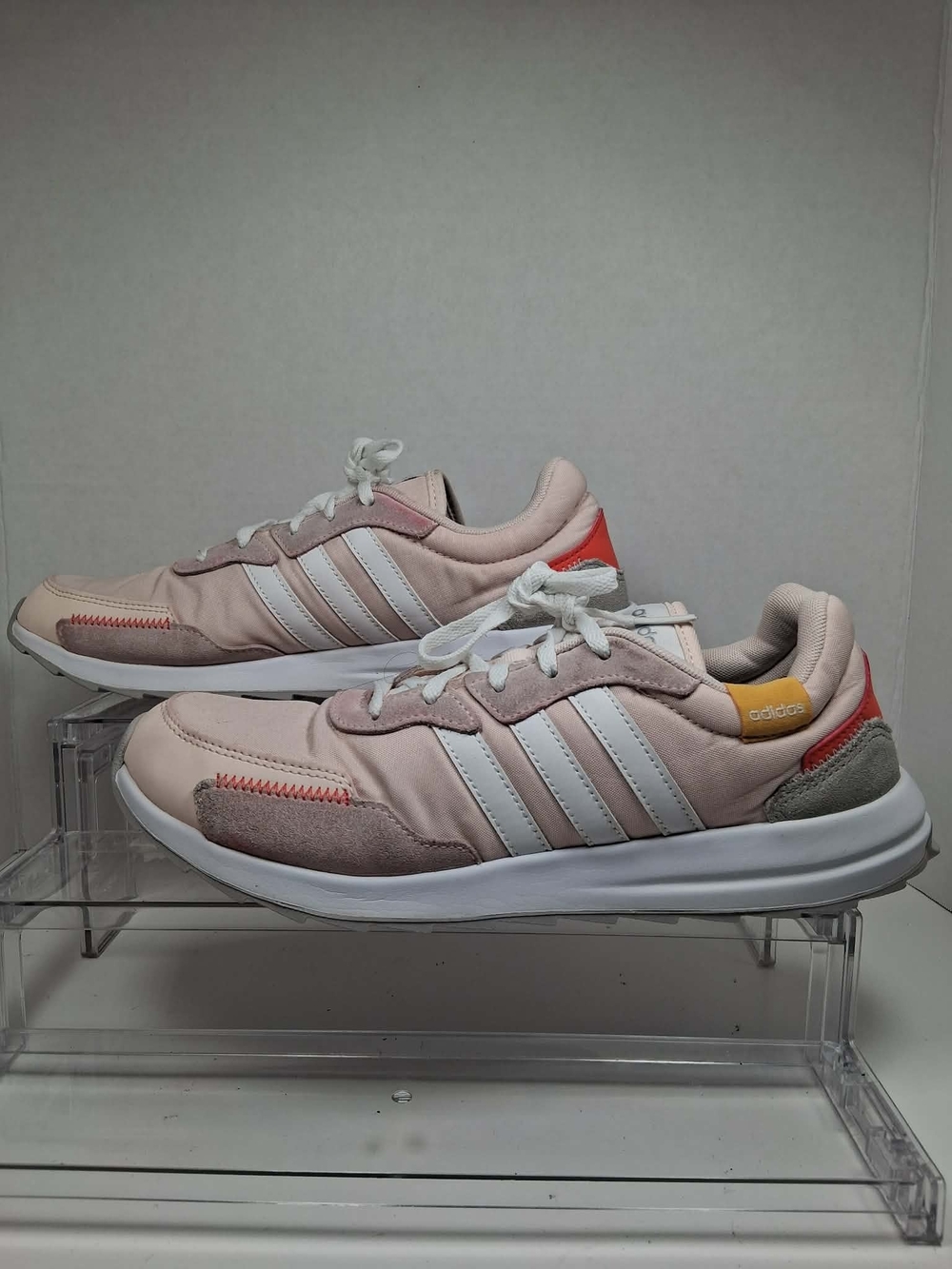 adidas Retrorun Pink Tint/Cloud White/Semi Solar Red Suede Low Top FW4710 Sz:9.5